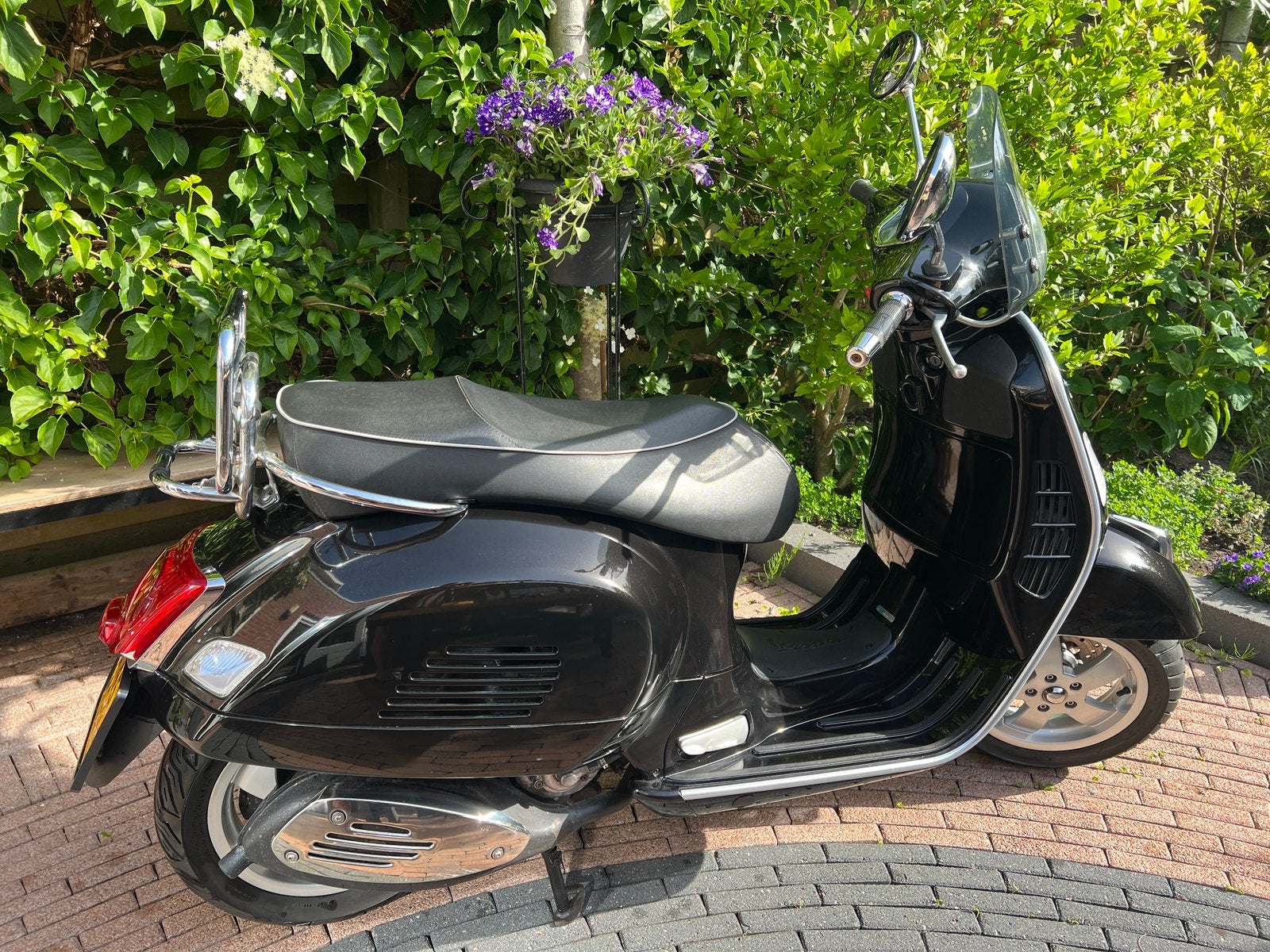 Vespa GTS 250 i.e. 2016, Ophalen, Zo goed als nieuw, Benzine, Overige modellen