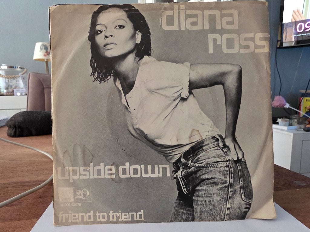 7" Single Diana Ross - Upside Down / Friend To Friend, Cd's en Dvd's, Gebruikt, 7 inch, Ophalen of Verzenden, Pop
