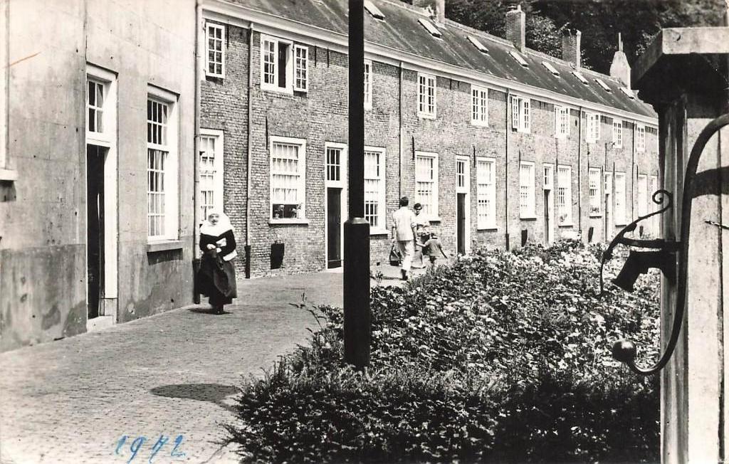 Breda, Het Begijnhof, Ophalen of Verzenden, 1960 tot 1980, Gelopen, Noord-Brabant