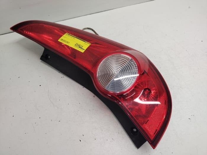 Achterlicht rechts van een Opel Agila, Auto-onderdelen, Gebruikt, -, -, Opel
