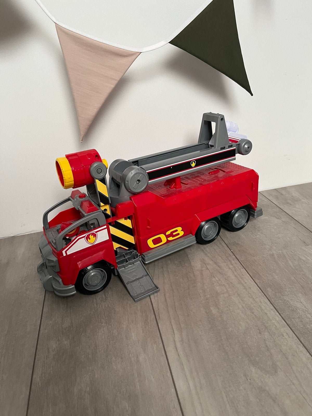 Paw Patrol Ultimate Rescue Brandweerwagen, Ophalen of Verzenden, Zo goed als nieuw