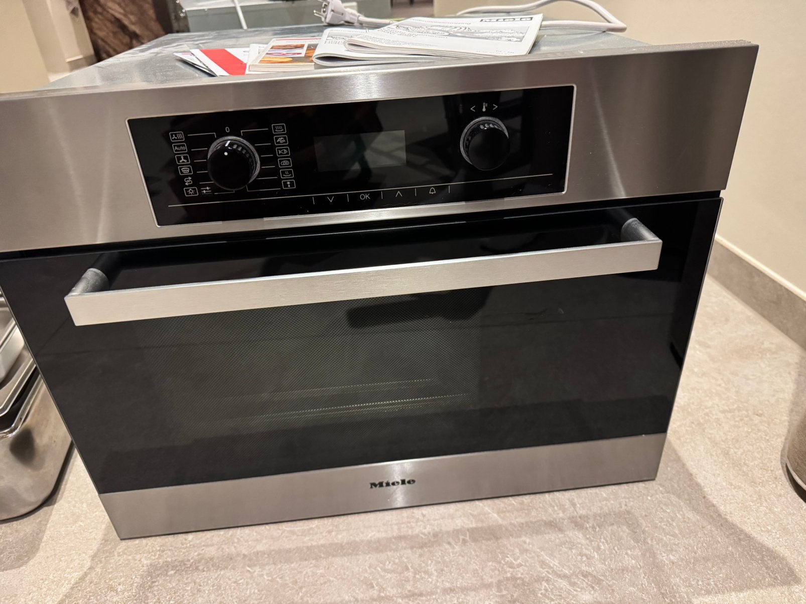 Miele combi stoomoven DGC5051, Witgoed en Apparatuur, Ophalen, 45 tot 50 cm, Gebruikt, Hete lucht