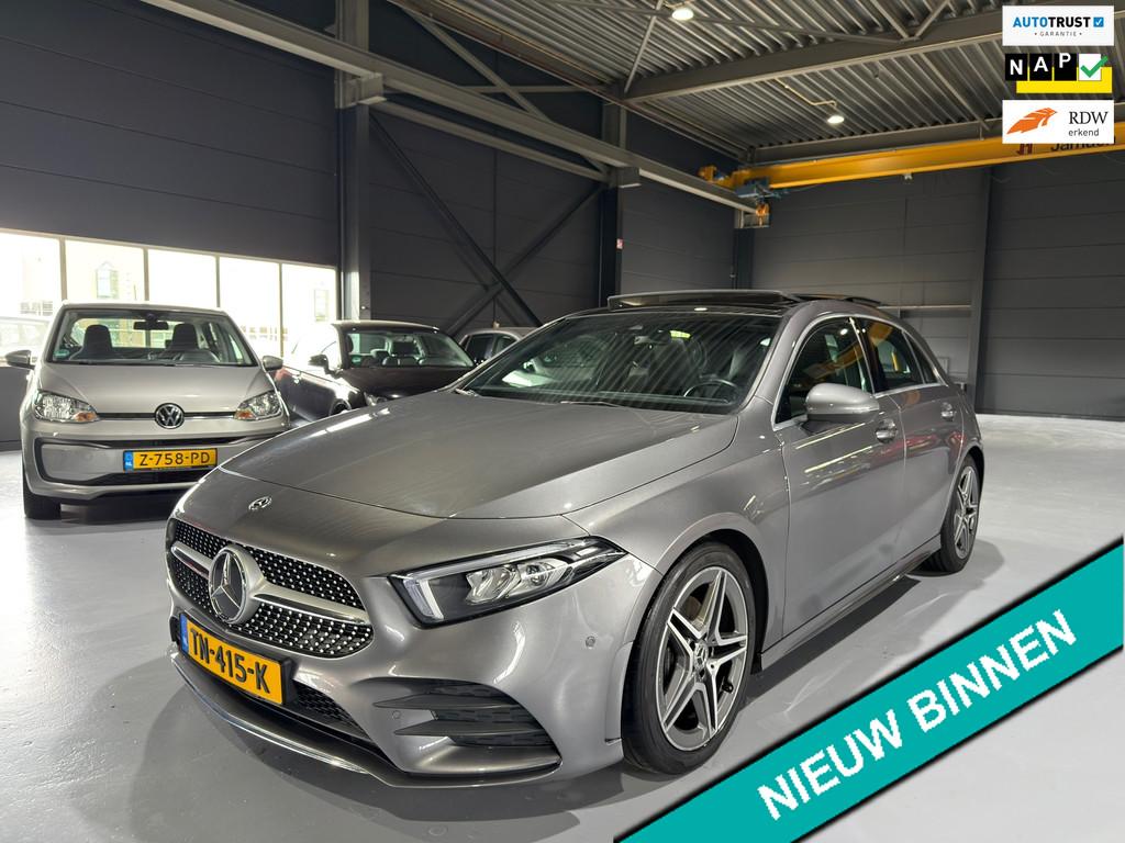 Mercedes-Benz A-klasse 200 Business Solution AMG Pano|Automa, Gebruikt, Euro 6, 4 cilinders, Met garantie (alle)