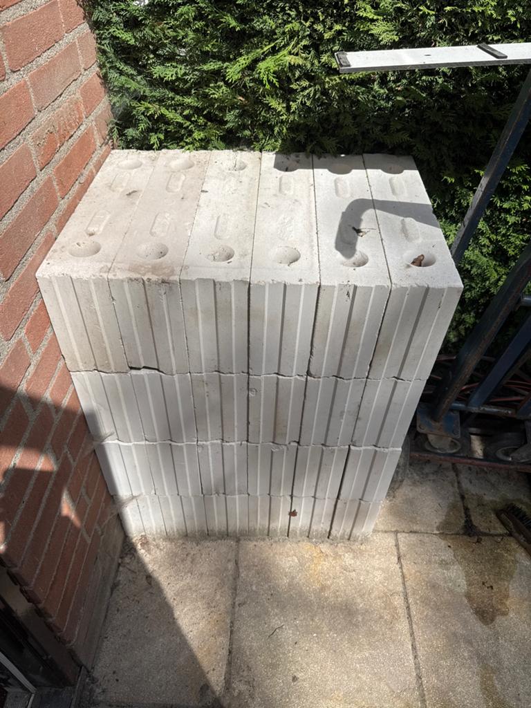 Nieuwe kalkzandsteen blokken 437x100x198, Ophalen, Gebruikt, Beton