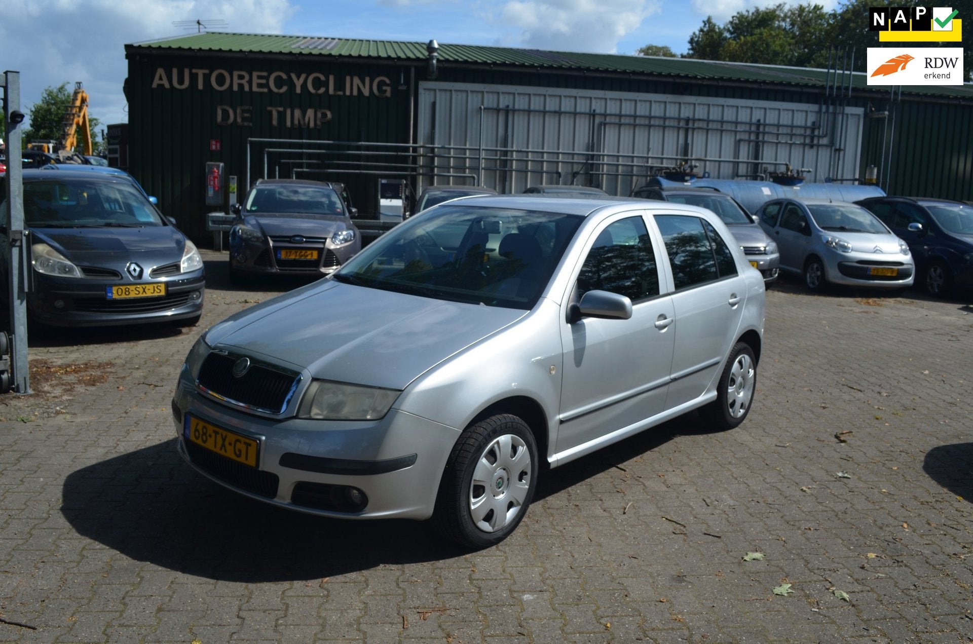 Skoda Fabia 1.4-16V Spirit+, Voorwielaandrijving, 4 cilinders, Origineel Nederlands, Bedrijf