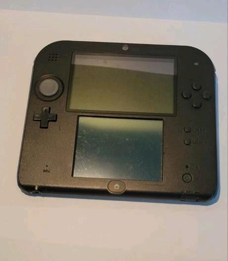 Nintendo 2DS, Spelcomputers en Games, Spelcomputers | Nintendo 2DS en 3DS, Gebruikt, 2DS, Blauw, Met games, Ophalen of Verzenden