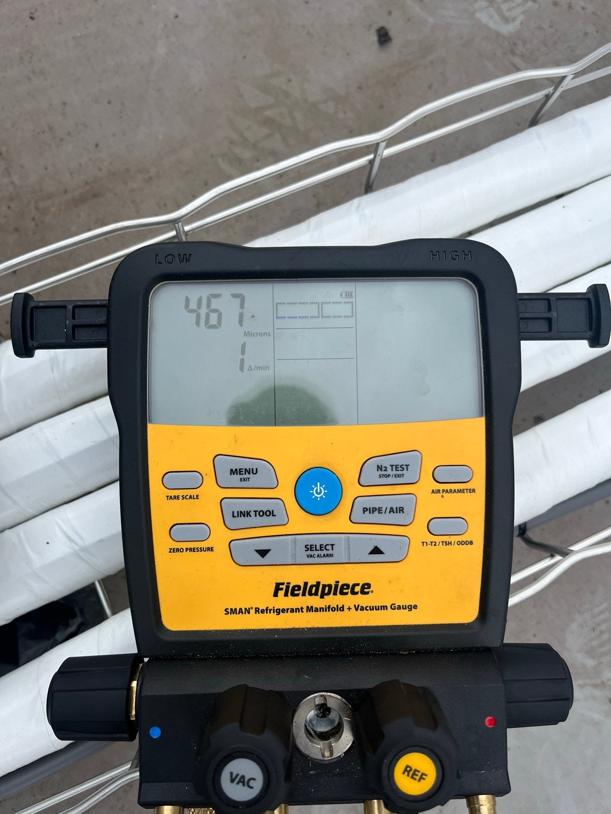 Fieldpiece SMAN Refrigerant Manifold + Vacuum Gauge, Ophalen of Verzenden, Zo goed als nieuw, Druk