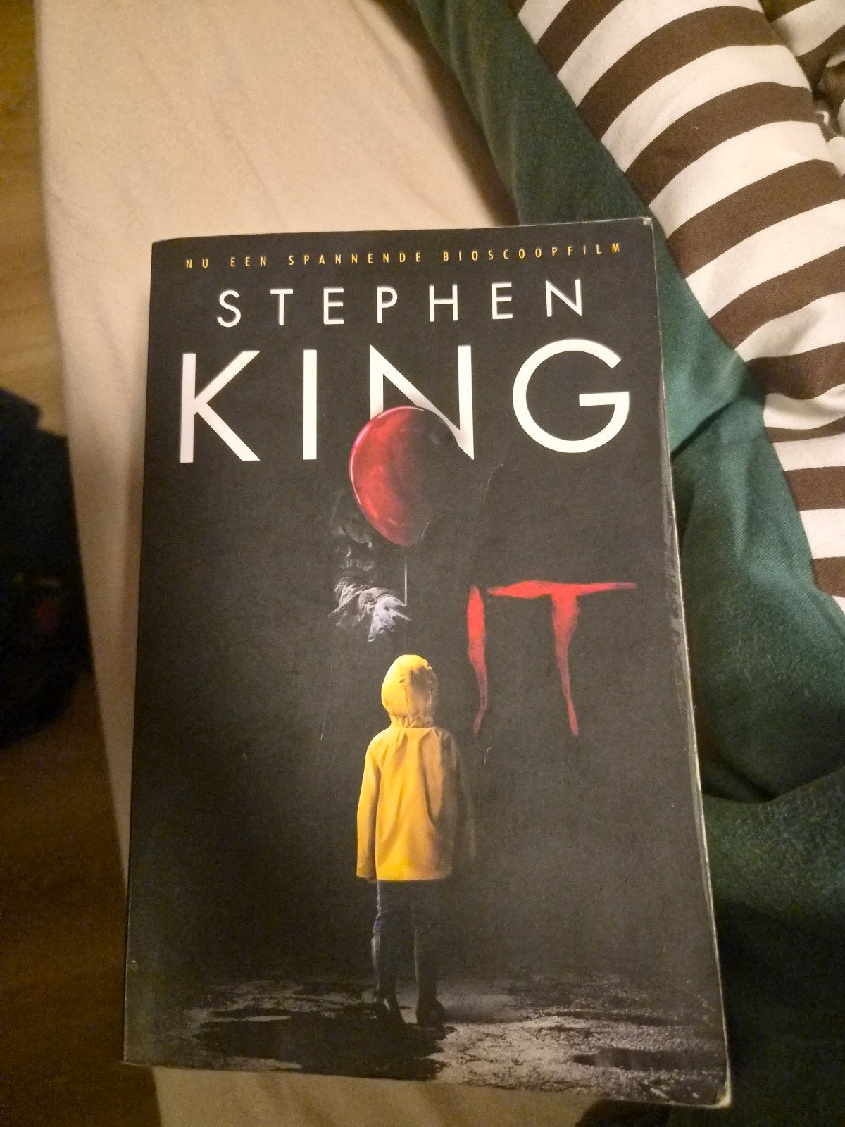 Stephen King - IT (Paperback), Gelezen, Stephen King, Ophalen of Verzenden, Nederland