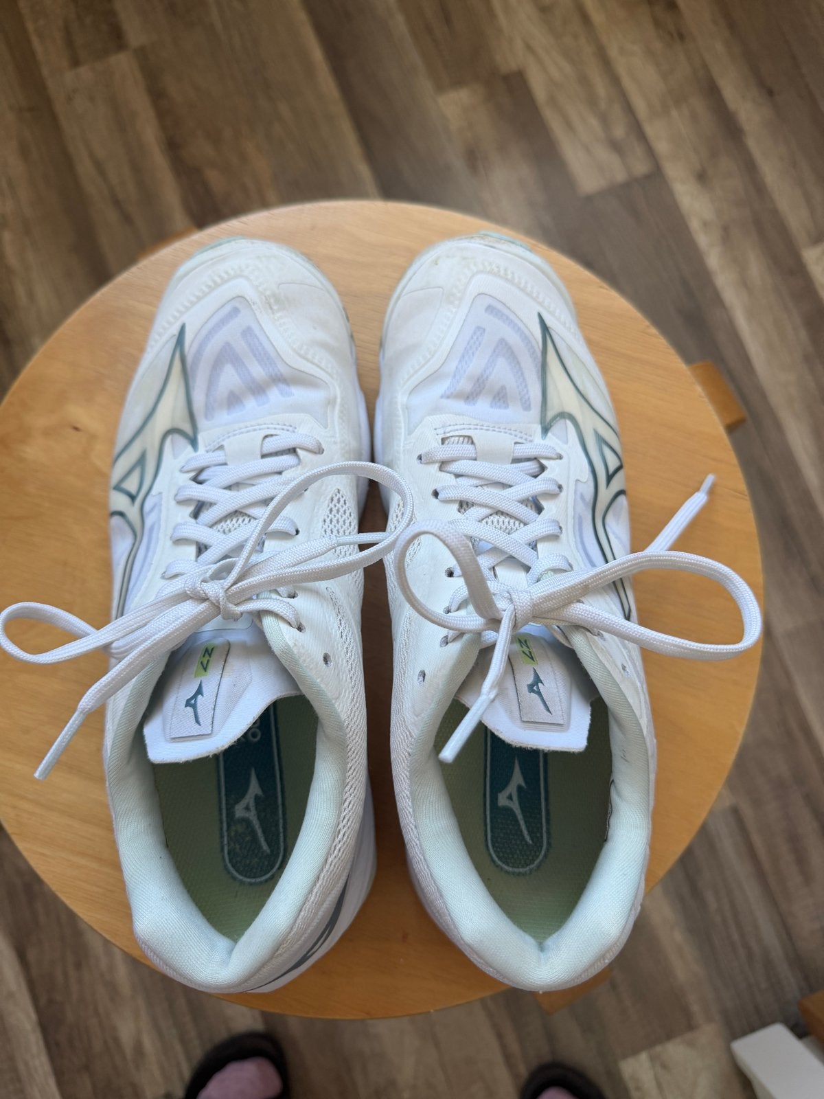 Mizuno Wave Lightning Z7 volleybalschoenen en kniebeschermer, Ophalen of Verzenden, Gebruikt