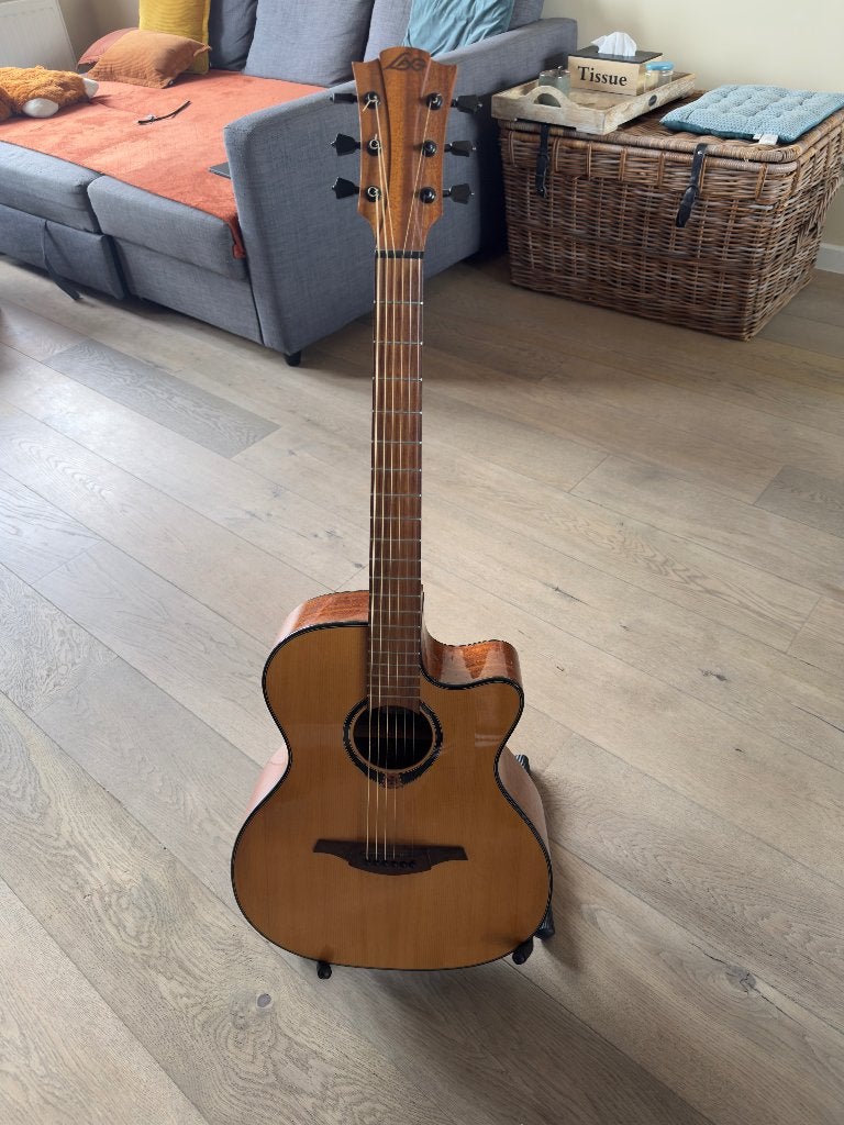 lag tramontane t80ace, Muziek en Instrumenten, Snaarinstrumenten | Gitaren | Akoestisch, Ophalen, Gebruikt, Western- of Steelstringgitaar