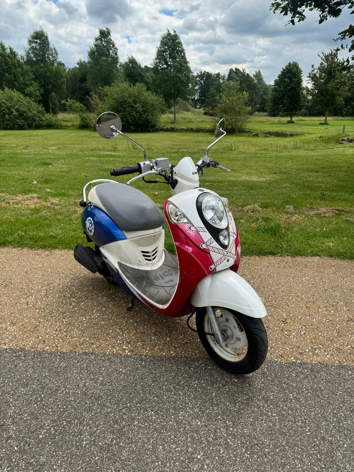 Sym Mio 50cc Scooter brom, SYM, Ophalen of Verzenden, Zo goed als nieuw, Benzine