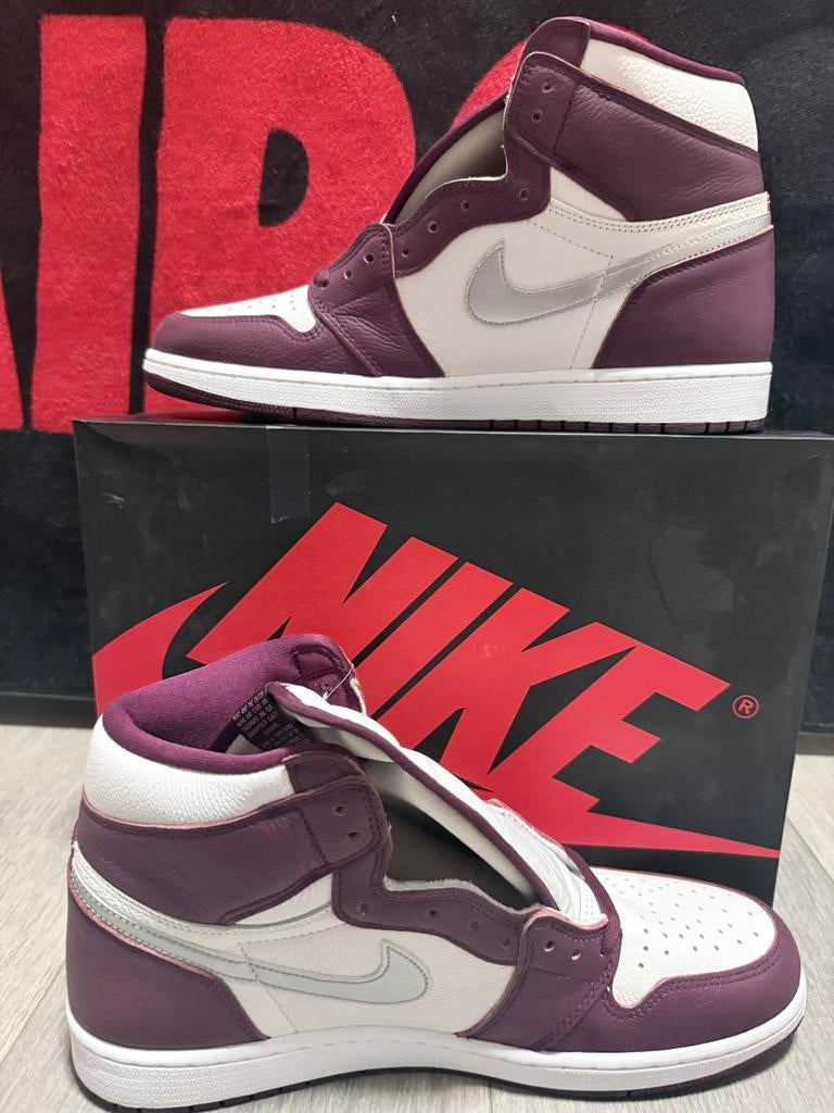 Nike Jordan Retro High OG Bordeaux mt 47,5 US13, Ophalen, Overige kleuren, Nieuw, Sneakers of Gympen