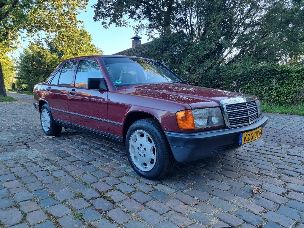Mercedes 190E Aut. 1986 Belastingvrij, Auto's, Automaat, Mercedes-Benz, Grijs, Sedan