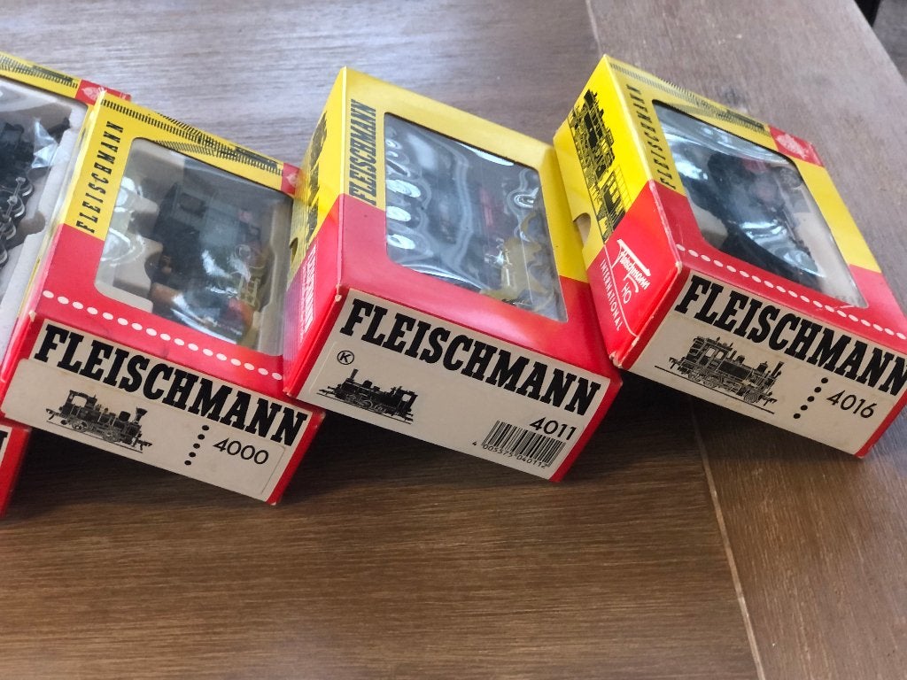 FLEISCHMANN  nieuwe/z.g.a.n. STOOMLOCS  (311), Hobby en Vrije tijd, Fleischmann, Nieuw, Ophalen of Verzenden, Gelijkstroom