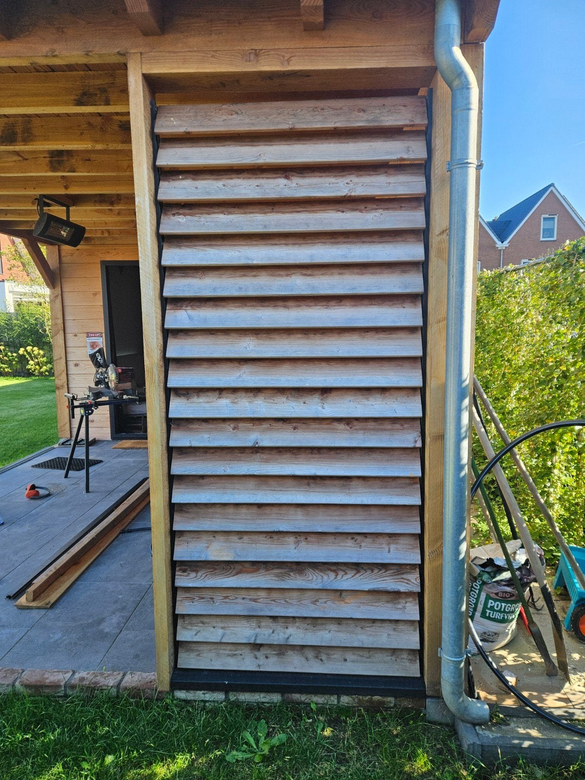 Houten lamellenwand voor buiten, Tuin en Terras, Ophalen, 100 tot 150 cm, 200 cm of meer, Zo goed als nieuw