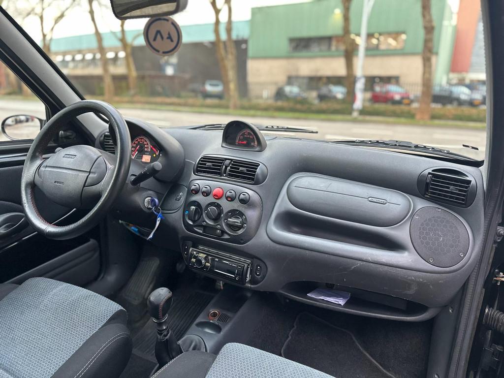 Fiat Seicento 1.1 Sporting, Voorwielaandrijving, 12 maanden, 15 km/l, Origineel Nederlands