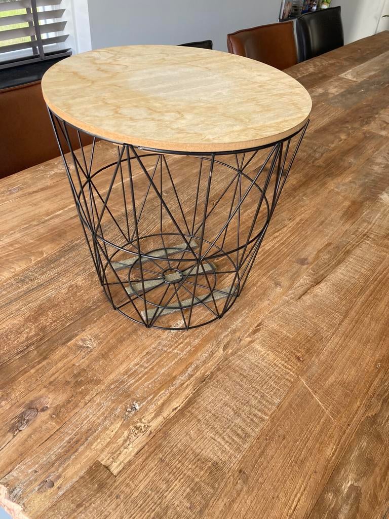 Bijzettafeltje, Huis en Inrichting, Tafels | Bijzettafels, 45 tot 60 cm, Minder dan 55 cm, Metaal of Aluminium, Rond