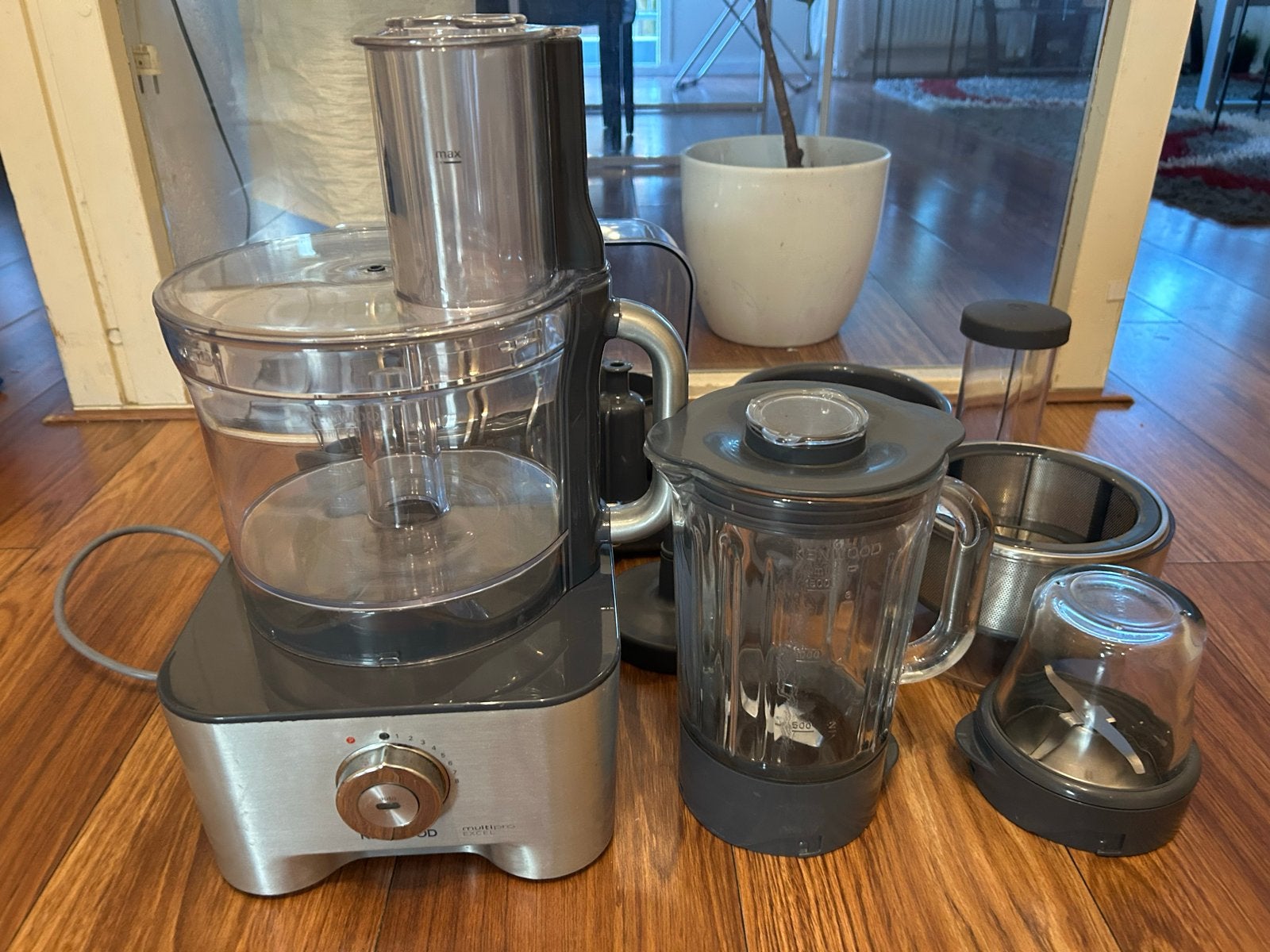 Kenwood Multipro Excel FP970 Foodprocessor - Compleet & Z.G., 3 tot 4 liter, Ophalen of Verzenden, Zo goed als nieuw, 3 snelheden of meer