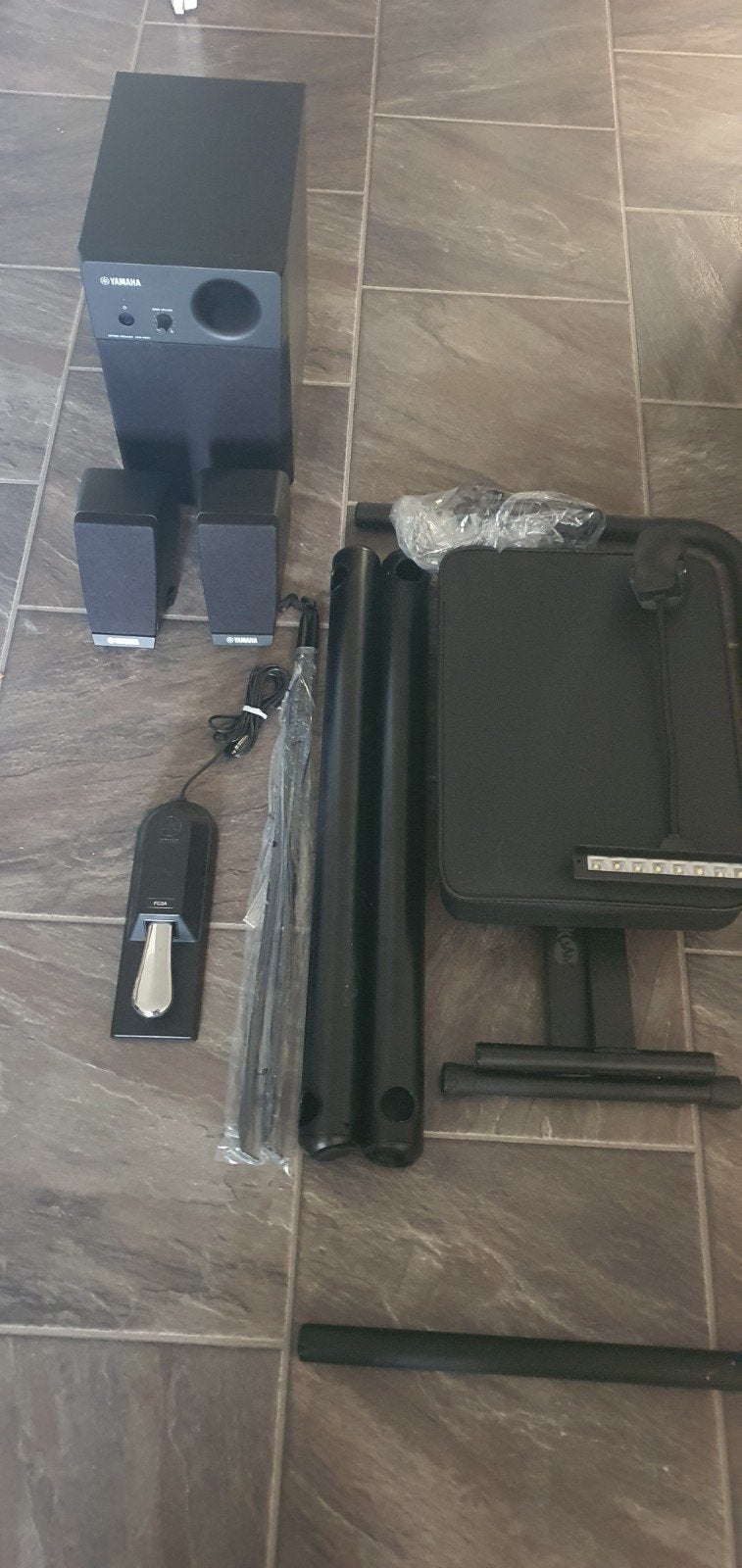 te koop  genos 2 speakers, Overige merken, Soundbar, 70 watt of meer, Ophalen of Verzenden