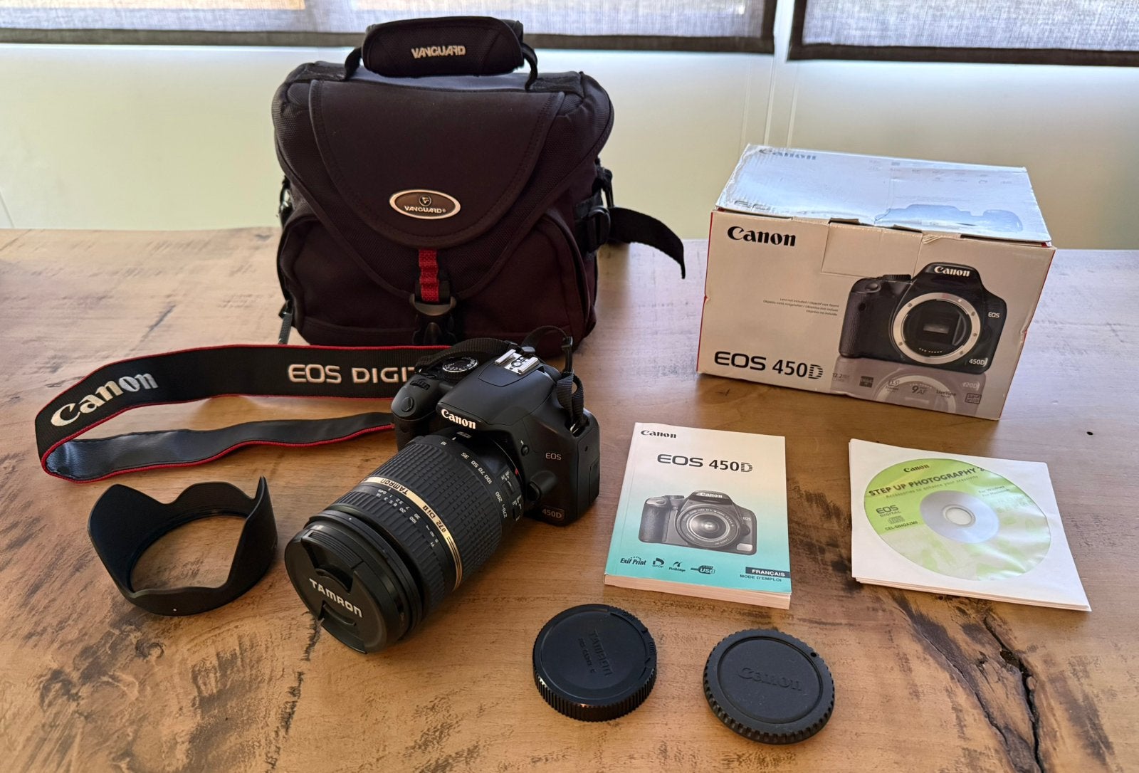 Canon EOS 450D + Tamron lens + cameratas | zonder oplader, Ophalen, Zo goed als nieuw, Canon, 8 keer of meer