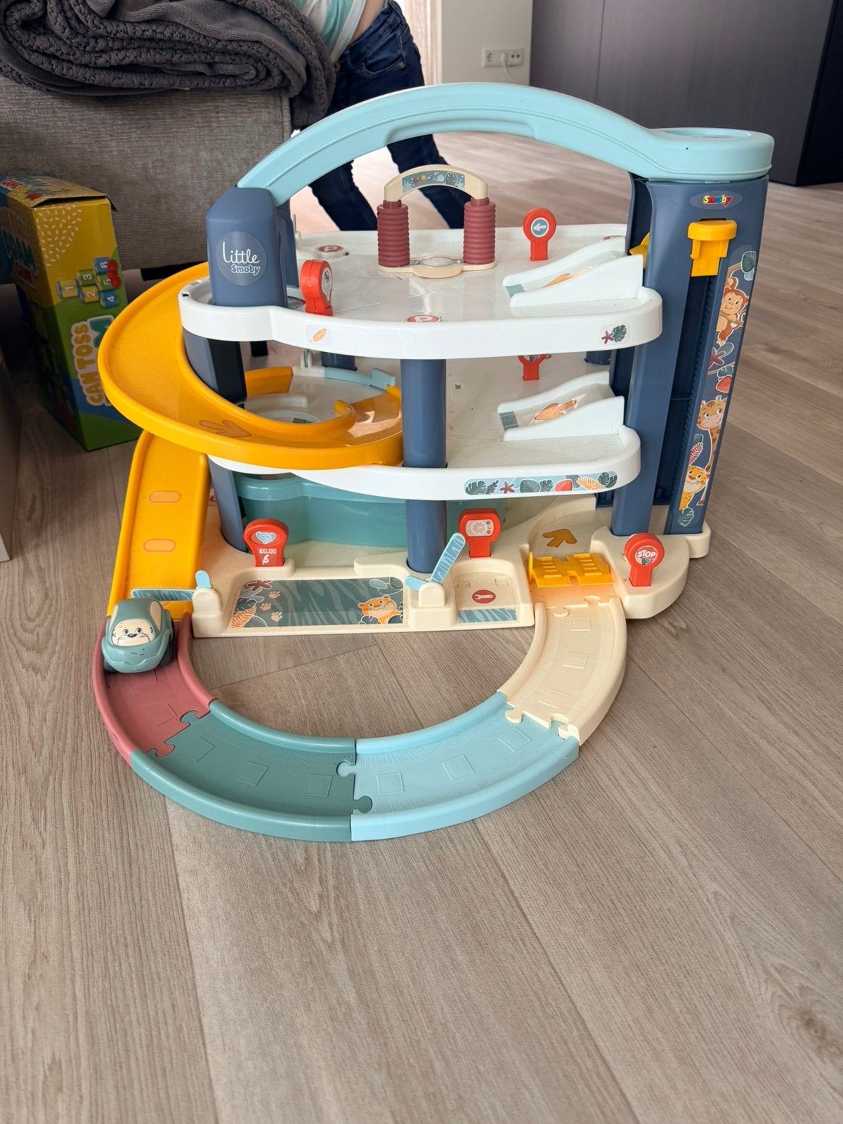 Smoby  autogarage, Ophalen, Zo goed als nieuw