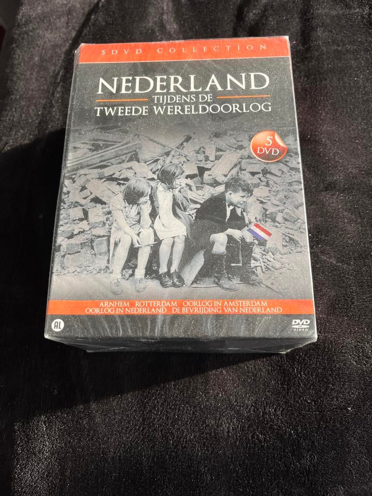 Nederland Tijdens de Tweede Wereldoorlog - 5 DVD Boxset, Cd's en Dvd's, Alle leeftijden, Boxset, Ophalen of Verzenden, Politiek of Geschiedenis