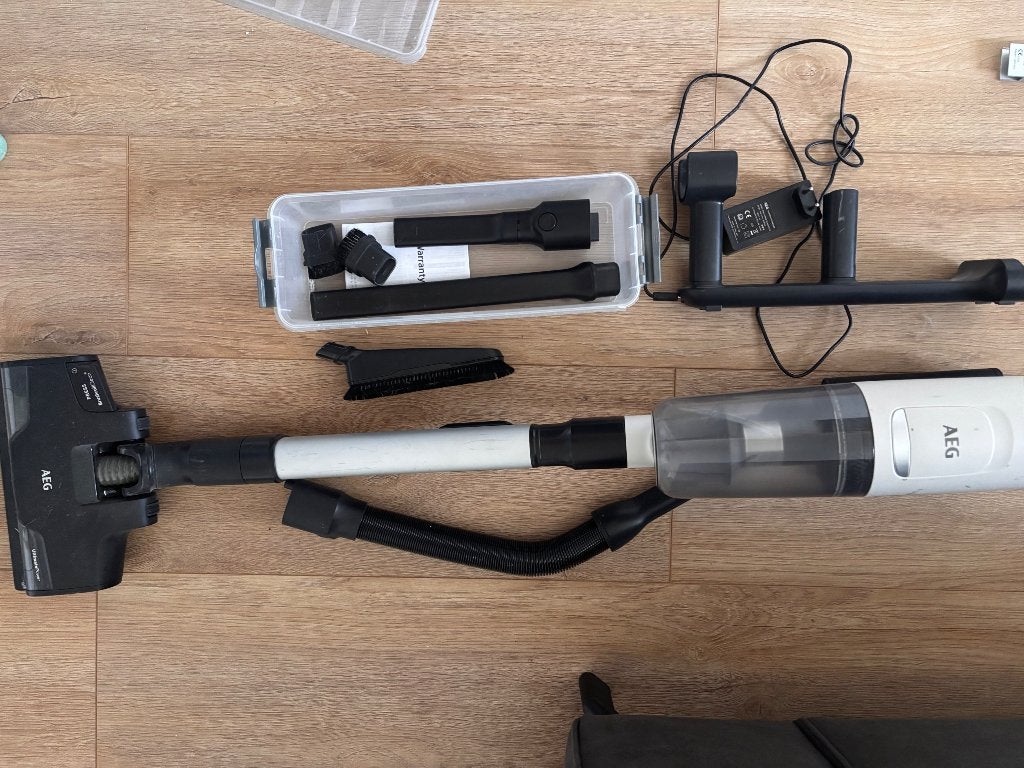 Steelstofzuiger AEG, Ophalen, Gebruikt, Inclusief accessoires, Reservoir