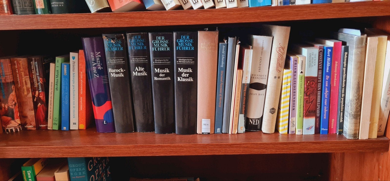 Plankje muziekboeken - Hele plank in 1x!, Ophalen of Verzenden, Gelezen, Algemeen