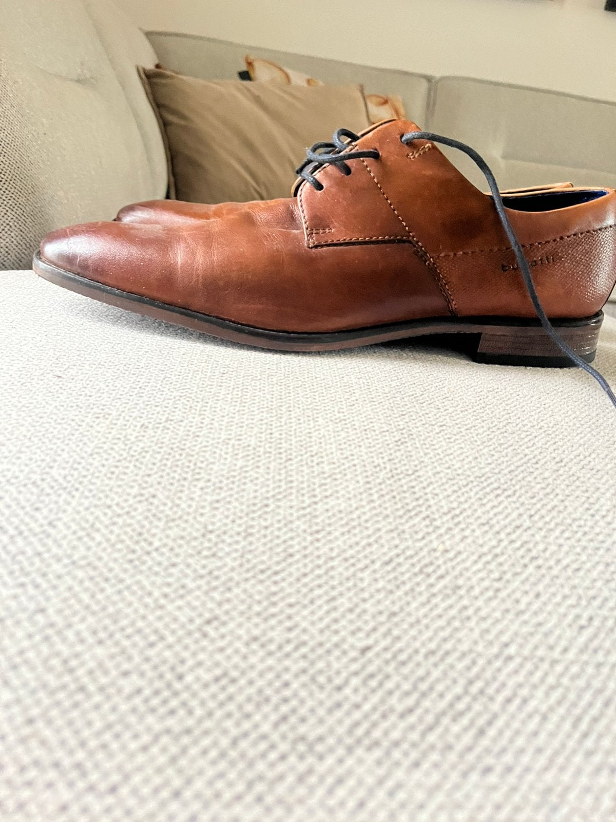 Bugatti, nette heren schoenen. Maat 46., Ophalen of Verzenden, Zo goed als nieuw, Bruin