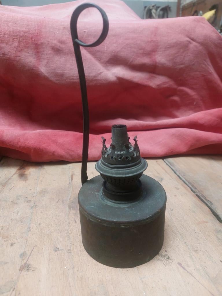 Klassieke olielamp in goede staat, Ophalen