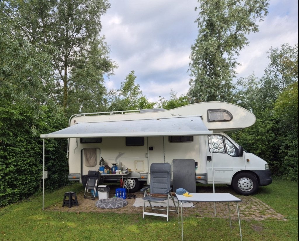 Caravans And Camping Elnagh