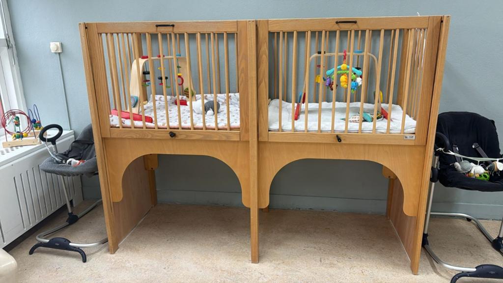 Duobox, Kinderen en Baby's, Babywiegjes en Ledikanten, Ophalen, Gebruikt, Ledikant