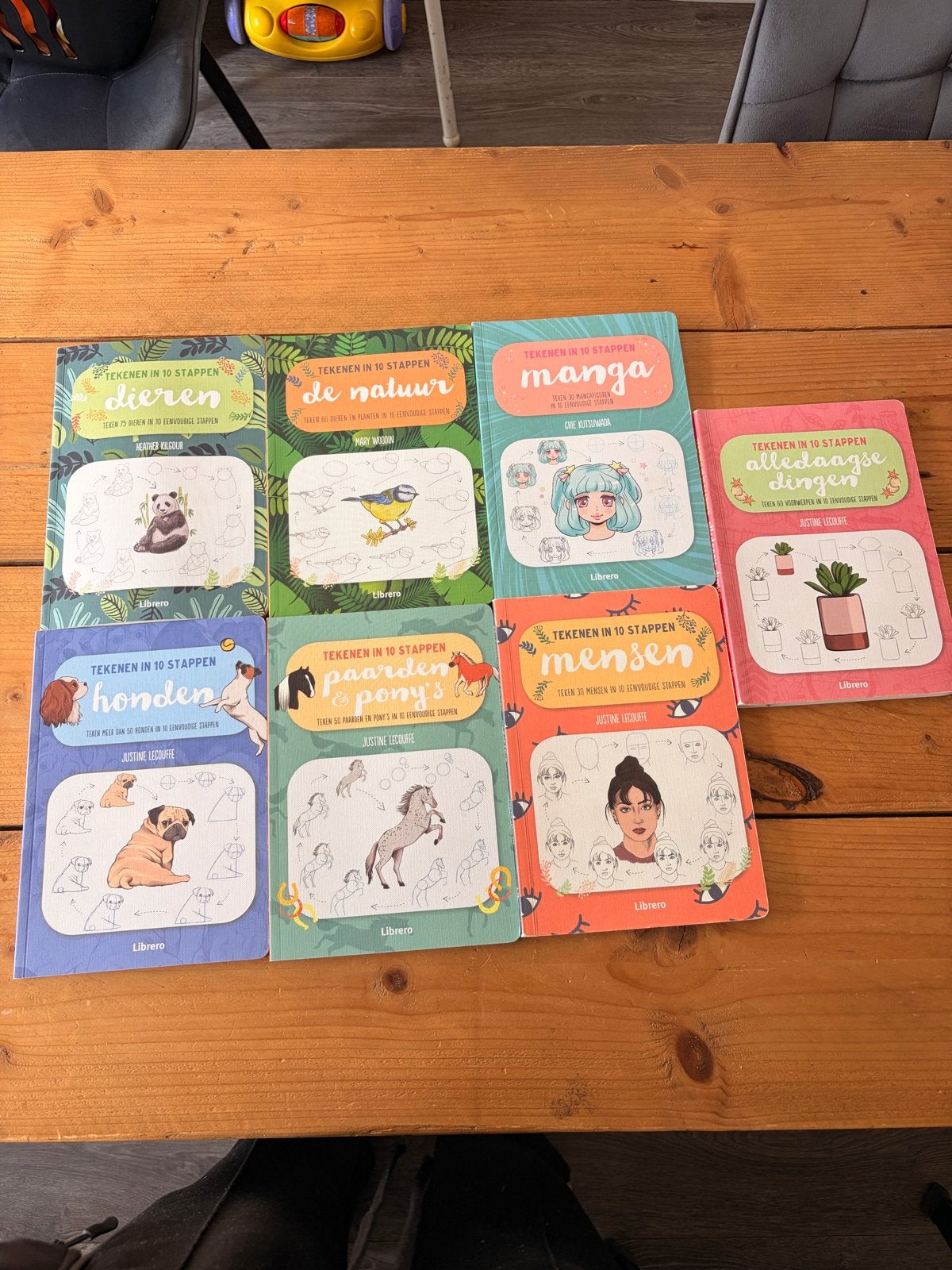 7 Tekenboeken: Leren Tekenen in 10 Stappen (diverse thema's), Hobby en Vrije tijd, Verzenden, Zo goed als nieuw, Boek of Gids
