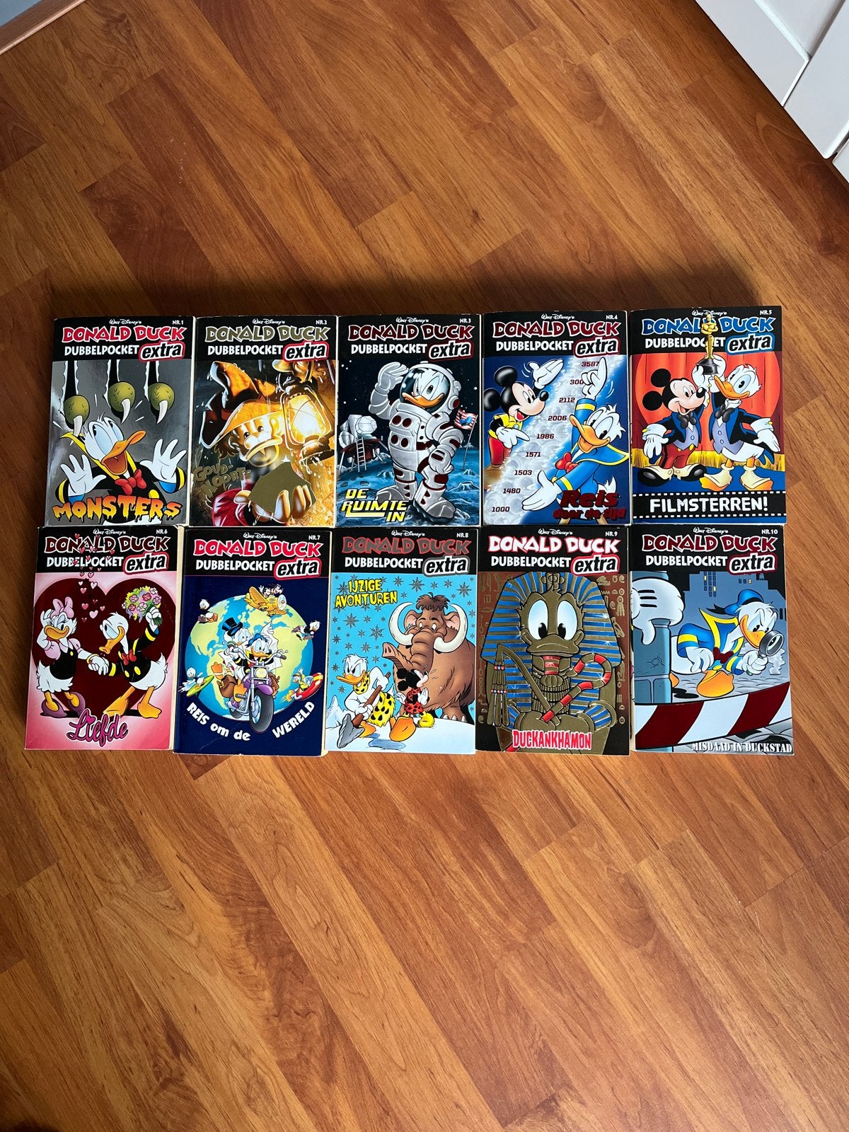 Donald Duck Dubbelpocket Extra - 10 stripboeken, Meerdere stripboeken, Ophalen of Verzenden, Gelezen