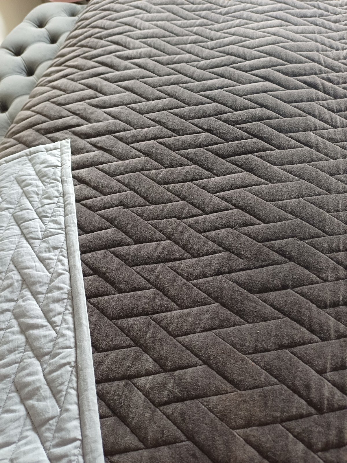 Beddensprei 265/265, d.grijs velour!, Overige maten, Ophalen of Verzenden, Grijs, Deken of Dekbed