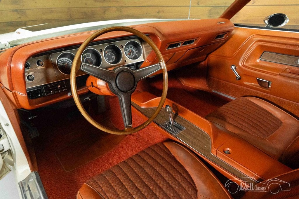 Dodge Challenger R/T 440 Magnum Coupe | 1970, Automaat, Achterwielaandrijving, 4 stoelen, Wit