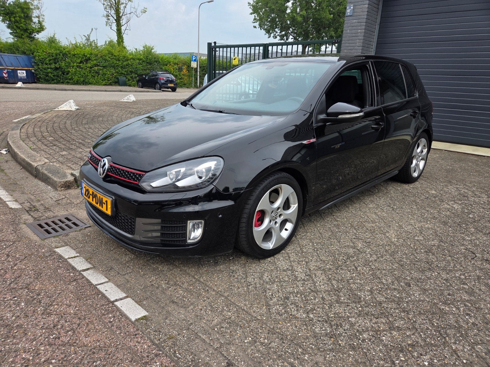 Volkswagen Golf 2.0 GTI 155KW DSG 2011 Zwart, Zwart, 4 cilinders, Zwart, Parkeersensor