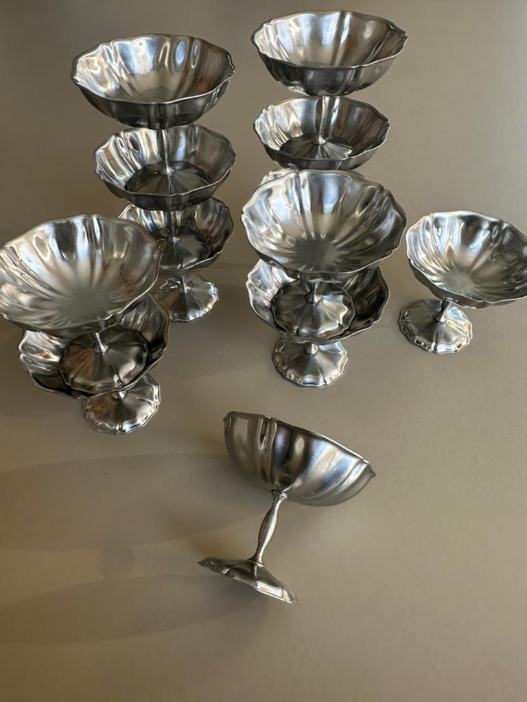 Vintage rvs flower vlinder coupes inox ijs champagne france, Antiek en Kunst, Antiek | Servies los, Ophalen of Verzenden