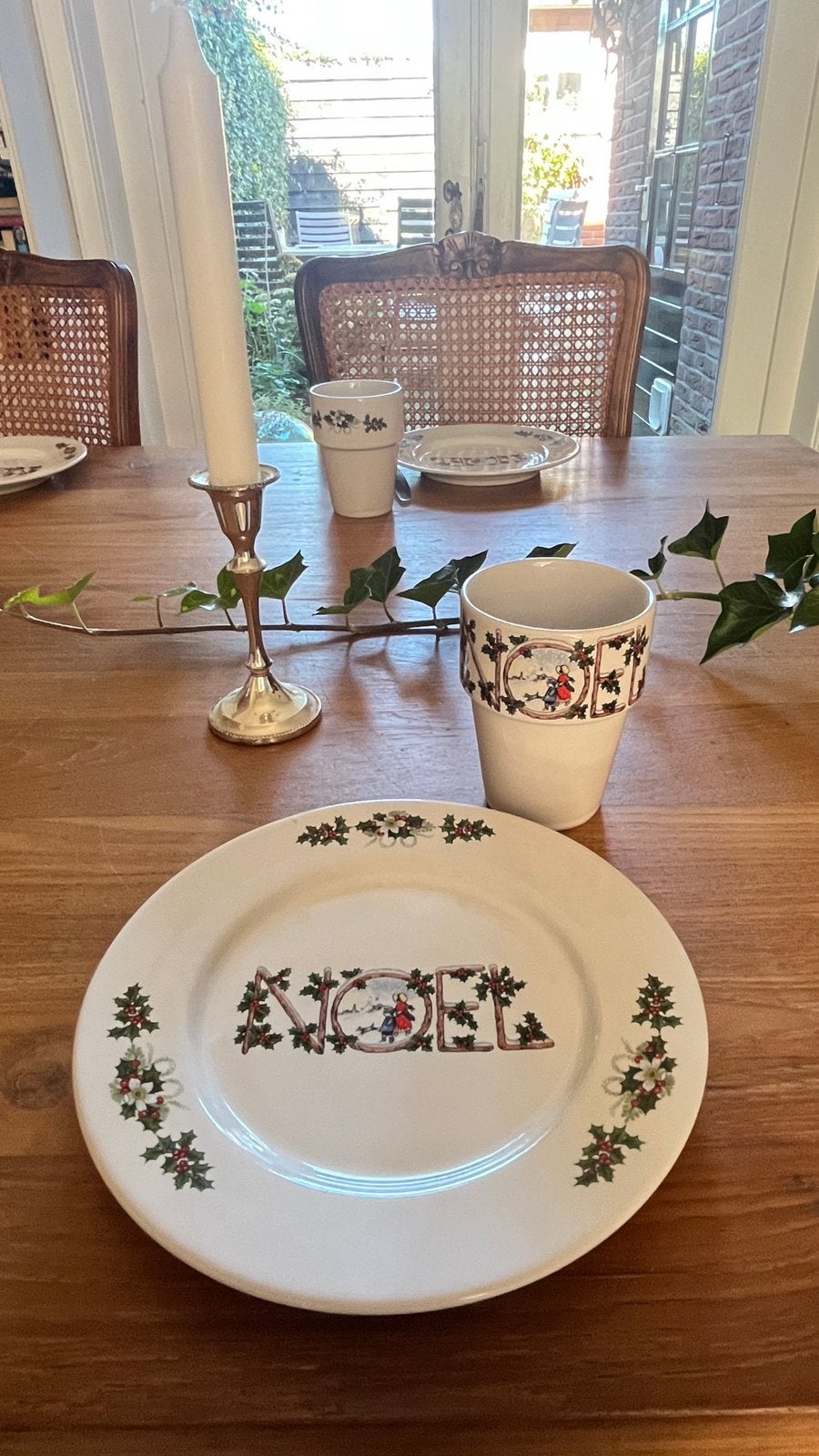Kerst servies NOËL van Wood&Sons-vintage-4-delig- nieuw, Overige merken, Vintage, Ophalen of Verzenden, Zo goed als nieuw
