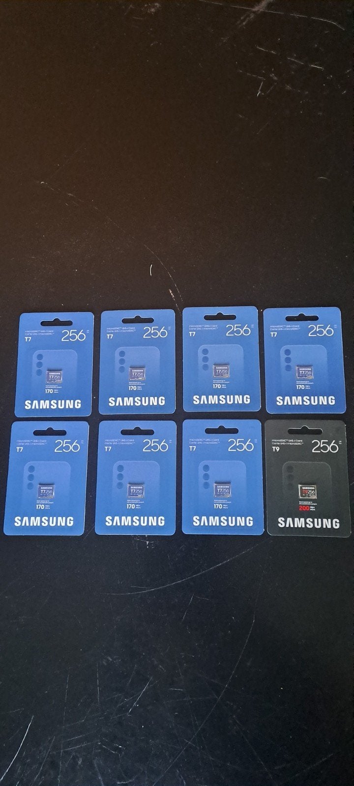 Foto 2 van Samsung MicroSDXC UHS-I Card T7 256GB - Nieuw & Geseald