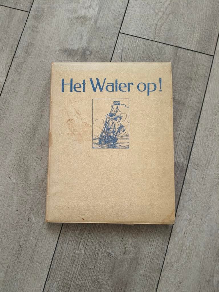 Het water op! Een watersport-album - H.C.A. van Kampen 1938, Verzenden, Gelezen, Plaatjesalbum