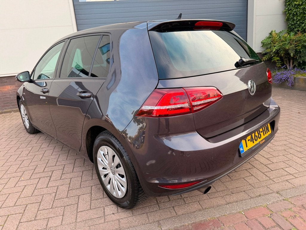Volkswagen Golf 1.2 TSI Business Lounge/Navi/keyless/Stoel v, Gebruikt, Euro 6, 4 cilinders, 49 €/maand