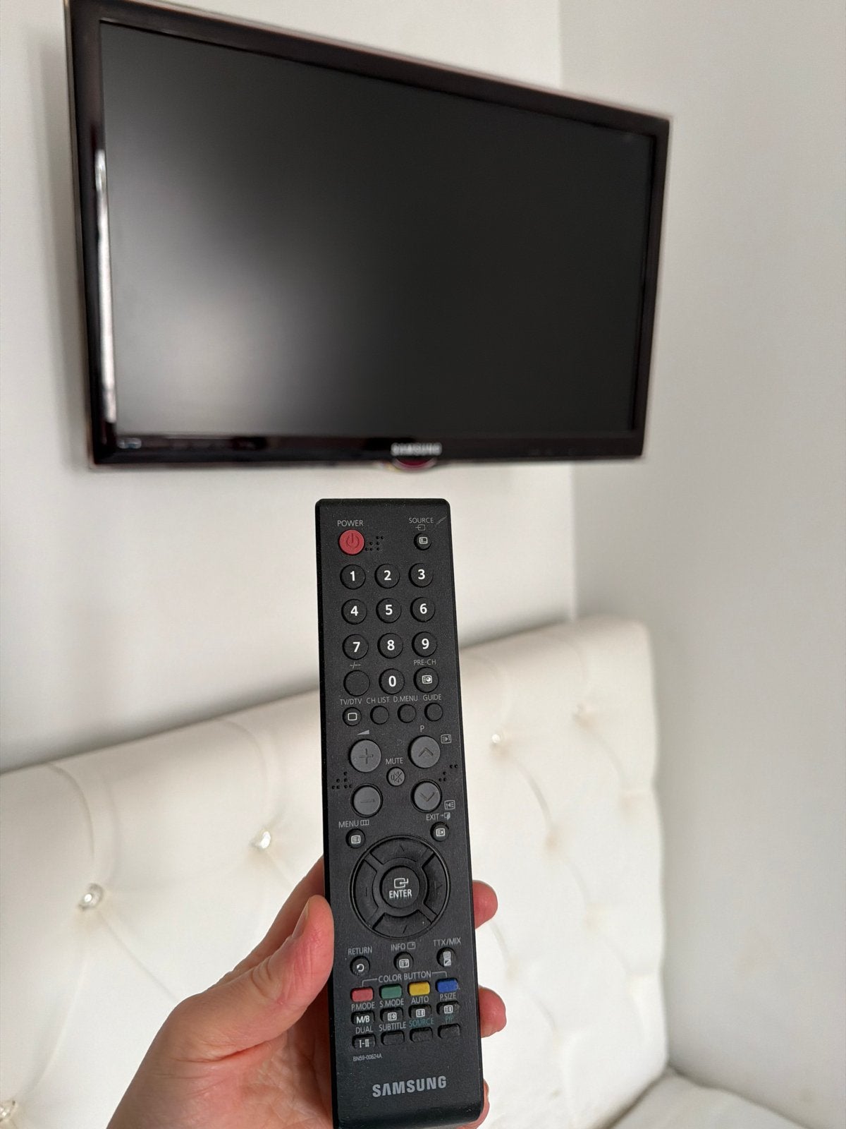 Samsung LCD TV met afstandsbediening, Gebruikt, 50 Hz, Ophalen of Verzenden, Samsung