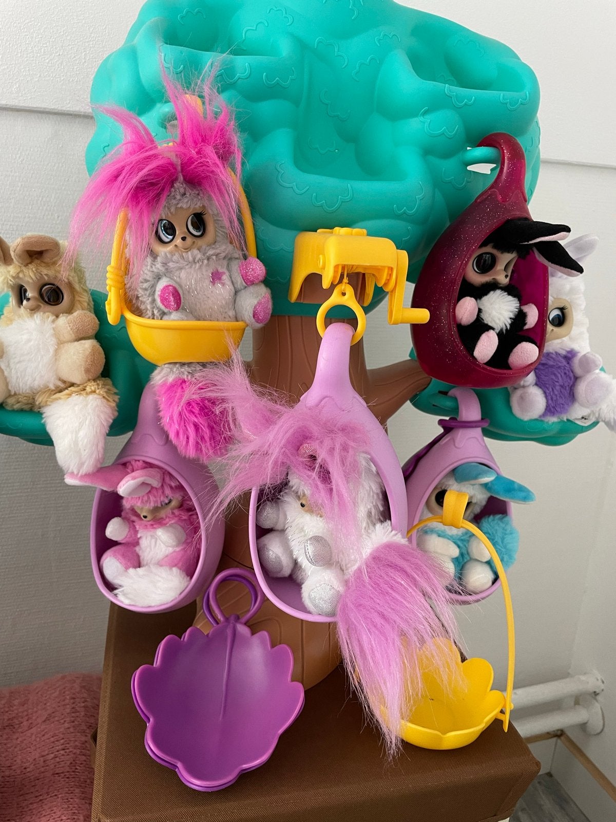 FurReal Friends Shaggles Boomhut met 6 knuffels, Ophalen, Overige merken, Overige karakters, Overige typen