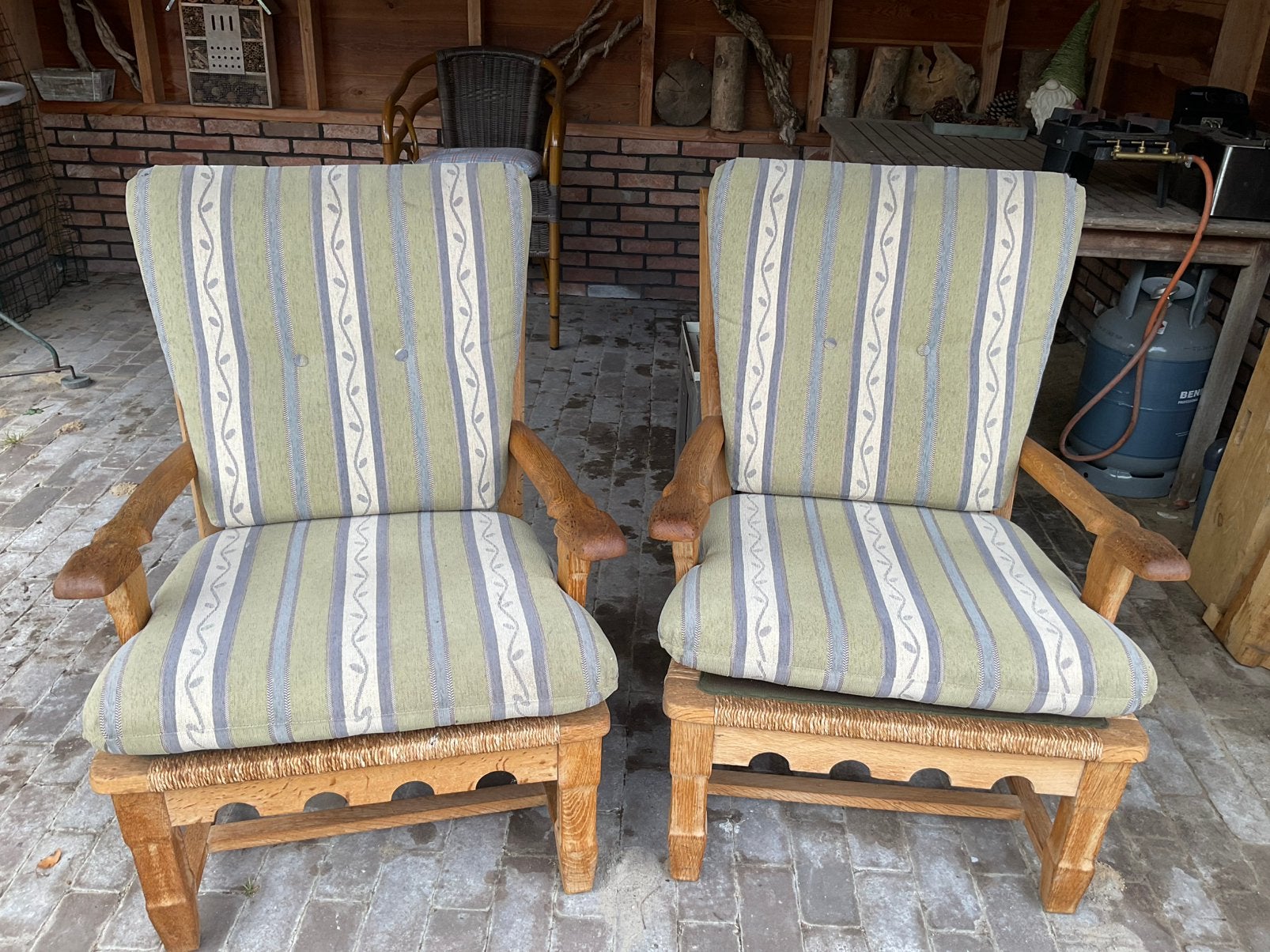 Twee eiken fauteuils met kussen, Huis en Inrichting, Fauteuils, Ophalen, Zo goed als nieuw, 75 tot 100 cm, 50 tot 75 cm