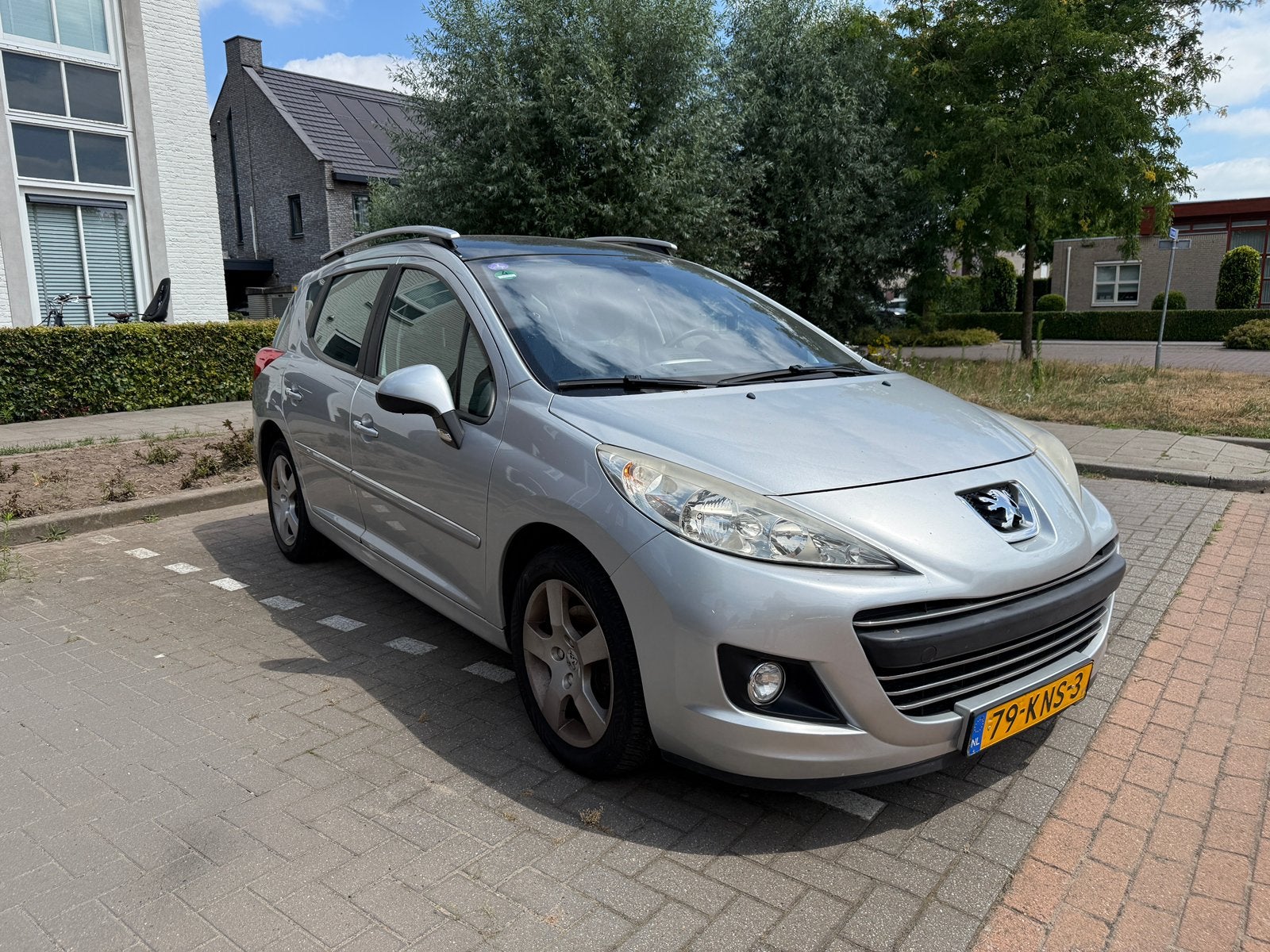 Peugeot 207 1.6 16V SW Outdoor 2010 Grijs, Voorwielaandrijving, 4 cilinders, Origineel Nederlands, Stationwagon