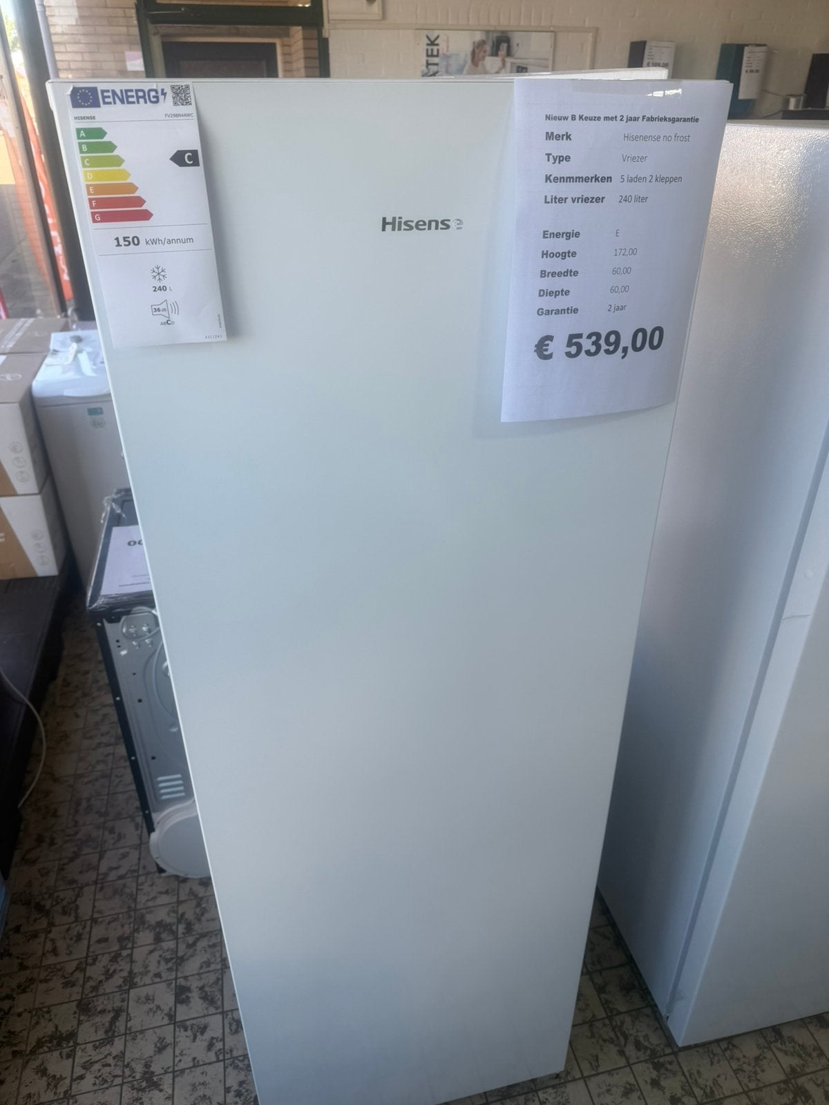 Hisense no frost vriezer vrijstaand 240 liter nieuw