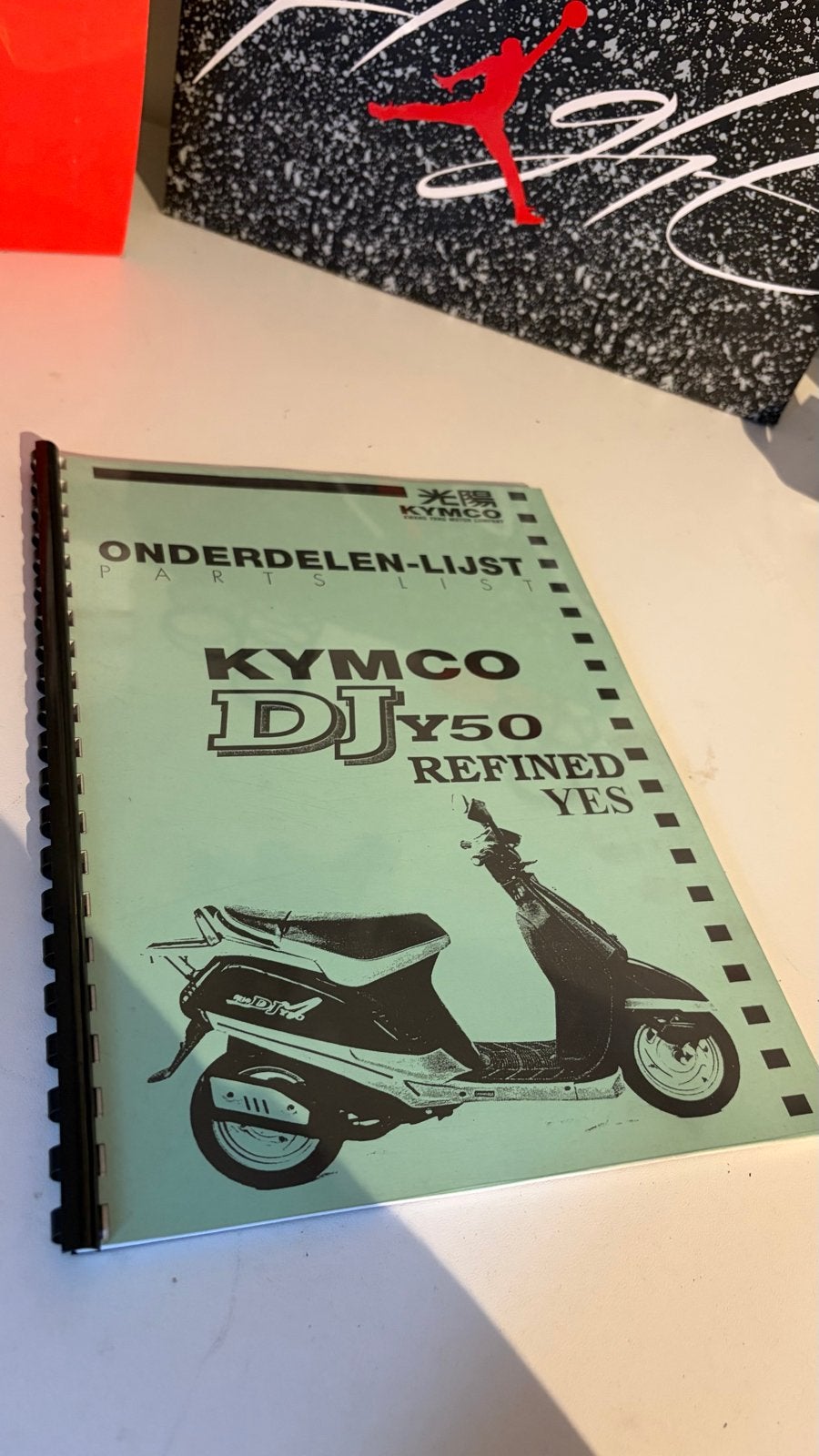 Kymco DJ Y50 Refined Yes Onderdelenlijst - Origineel, Ophalen of Verzenden, Gebruikt