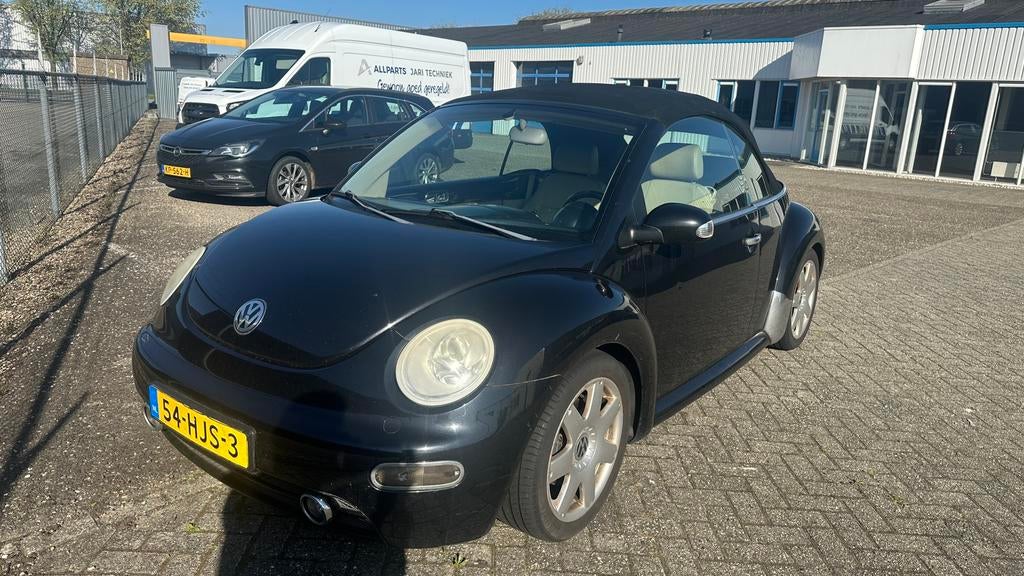 Volkswagen Beetle (Kever) 1.8 Cabriolet 110KW 2004 Zwart, Auto's, Voorwielaandrijving, 1345 kg, 4 cilinders, Cabriolet