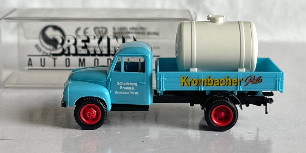 Brekina: Borgward "Krombacher Pils", Ophalen of Verzenden, Zo goed als nieuw, Bus of Vrachtwagen, Brekina